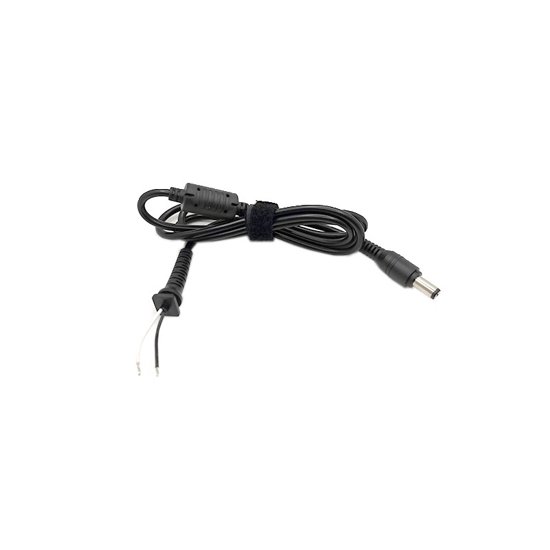 Maitinimo šaltinio kabelis su jungtimi TOSHIBA, 6.3 x 3.0mm